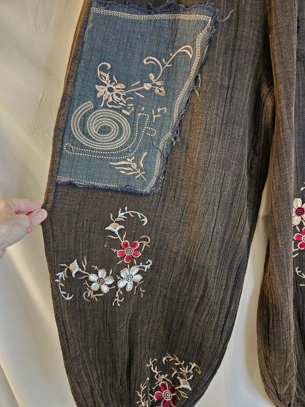 POL Kagen Embroidered Pants Small Cargo Floral Patchwork Brown - Picture 4 of 7